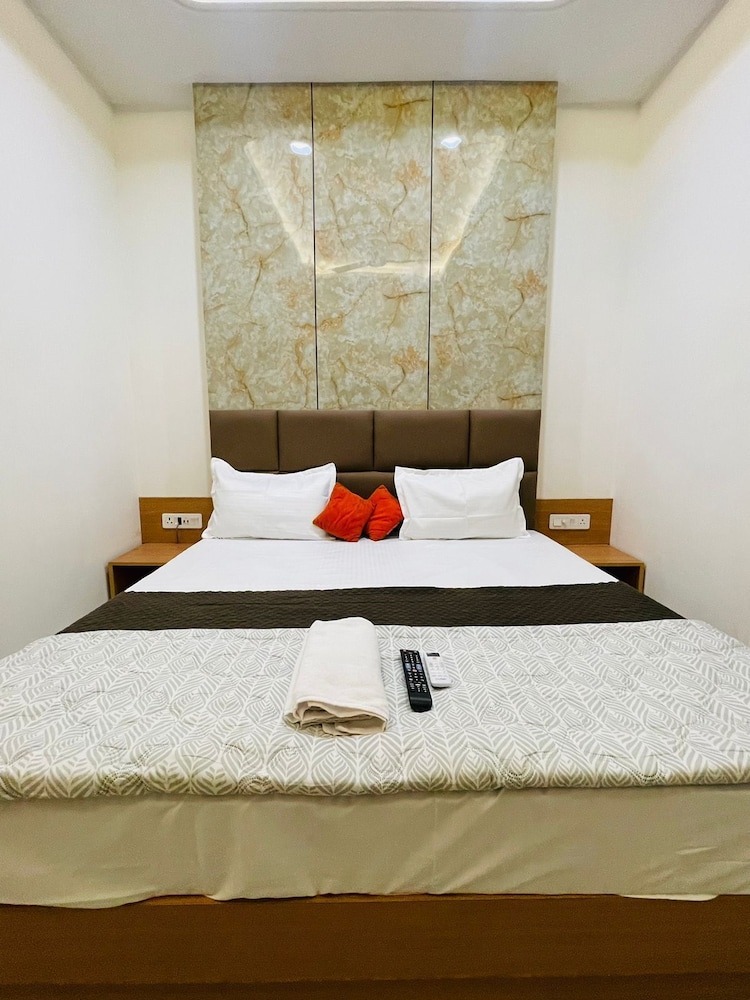 Hotel Pilgrim Near Golden Temple