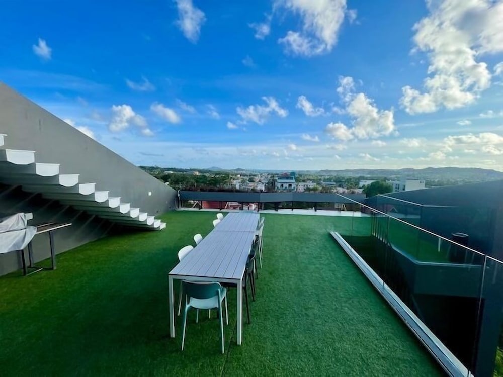 Beautiful Sea View Full Smart House 3BR