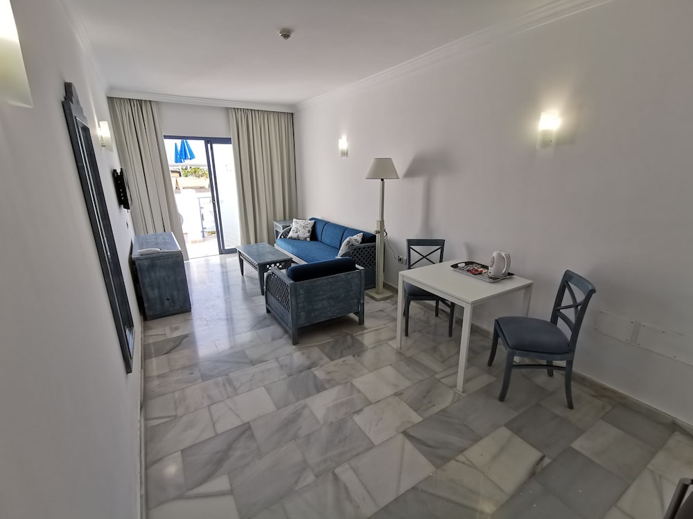 Apartamentos Igramar MorroJable - Adults Only view 2