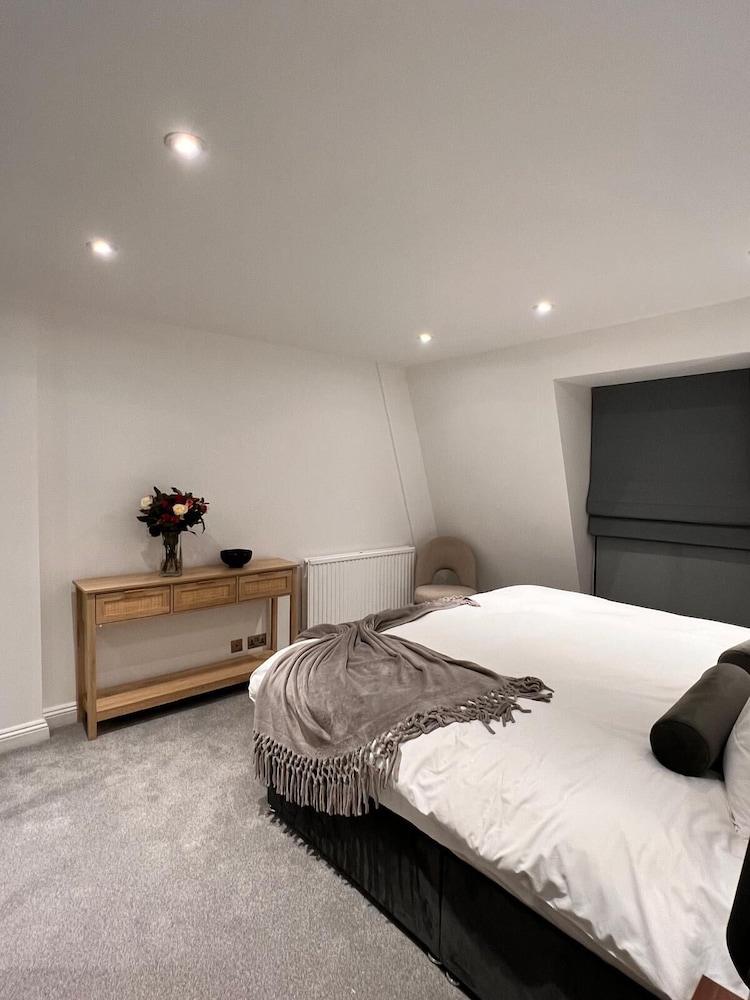 Mayfair Piccadilly Apartment
