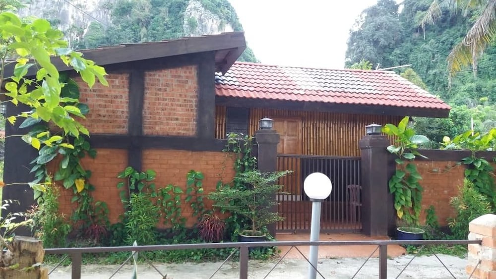 EFM Guest House