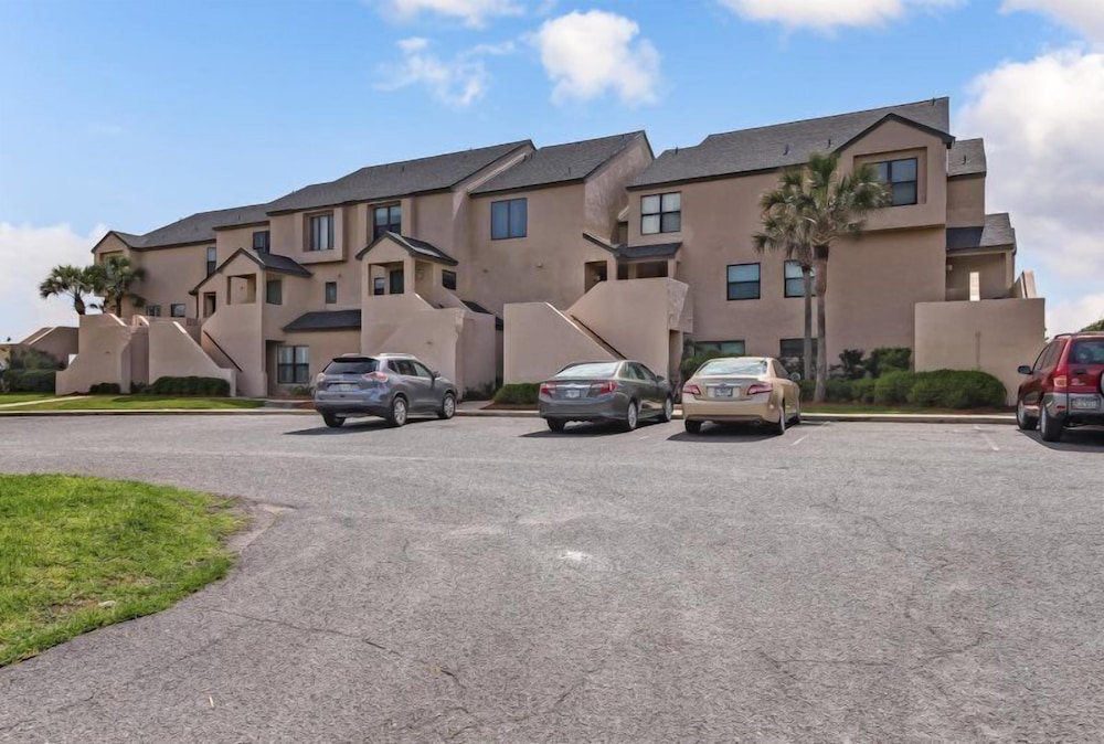102 Sailmaker view 4