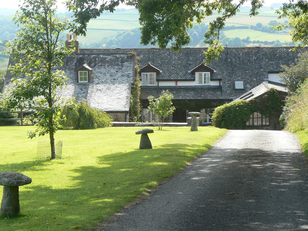 Bideford Vacations - Old Keepers Cottage BB - Property Image 1