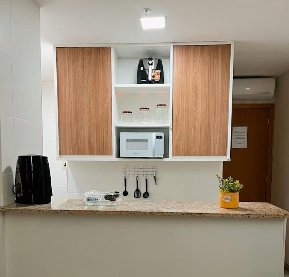 Studio w/ Pool & Barbecue in the Building Raq1609