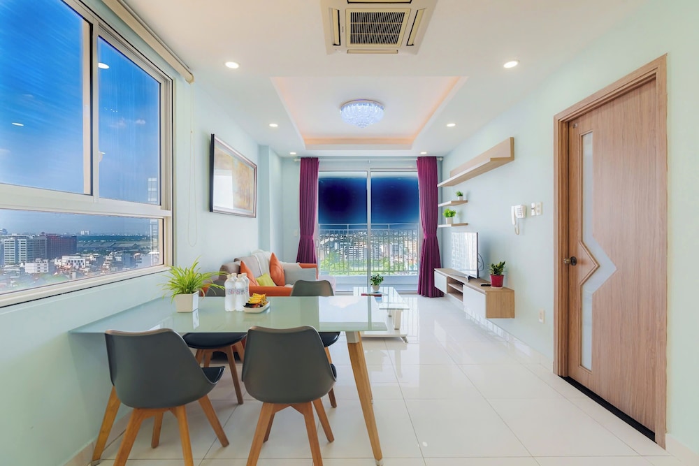 Botanica Premier Serviced Apartment