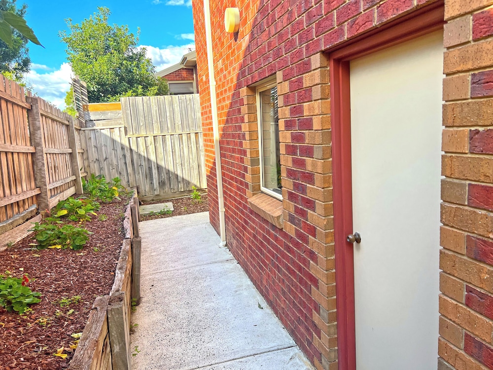 Exquisite 2BR Staycation Ringwood