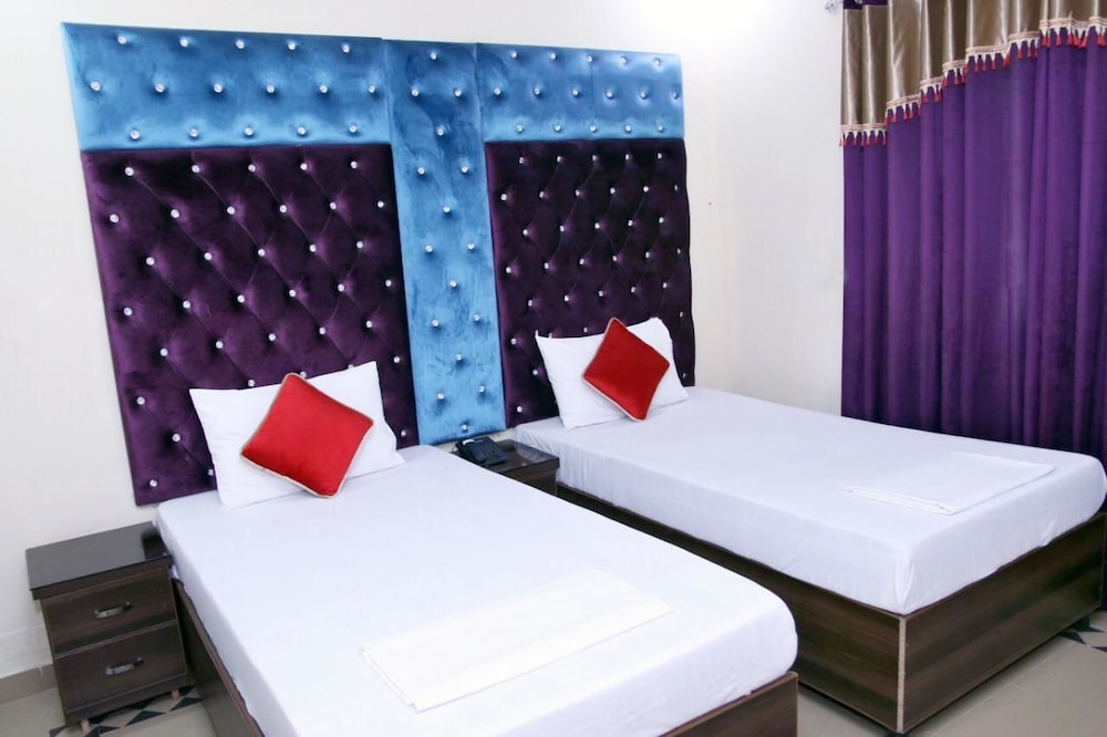EXECUTIVE PALACE HOTEL LAHORE