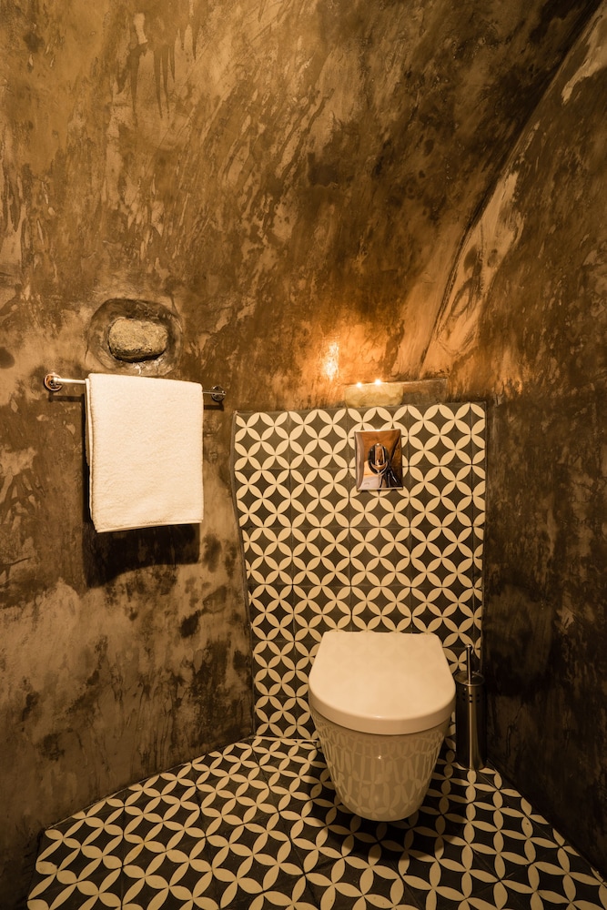 Gaia Suites