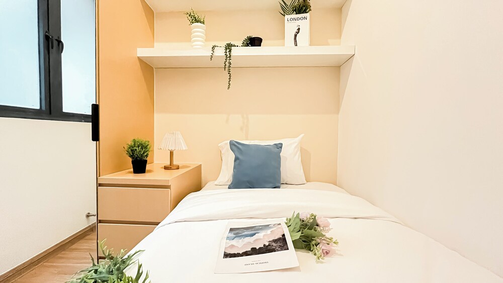 Elegant And Homey 3Br Apartment Sky House Bsd