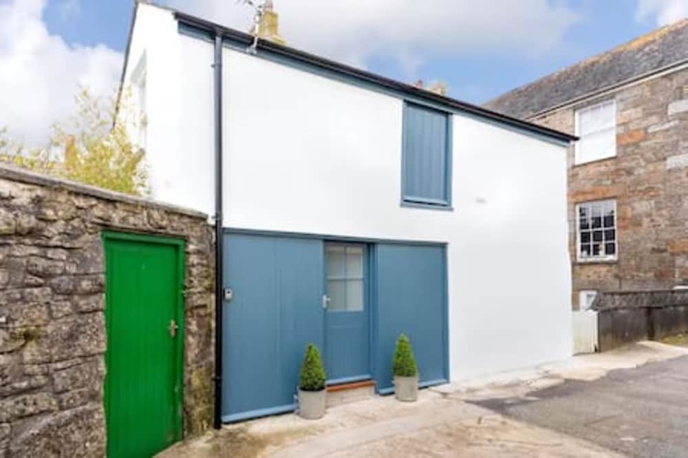 The Coach House Penzance- Cosy Nook for 2