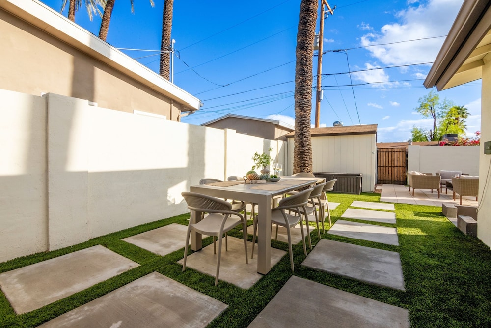 Roma by Avantstay Stylish Oasis w Private Pool