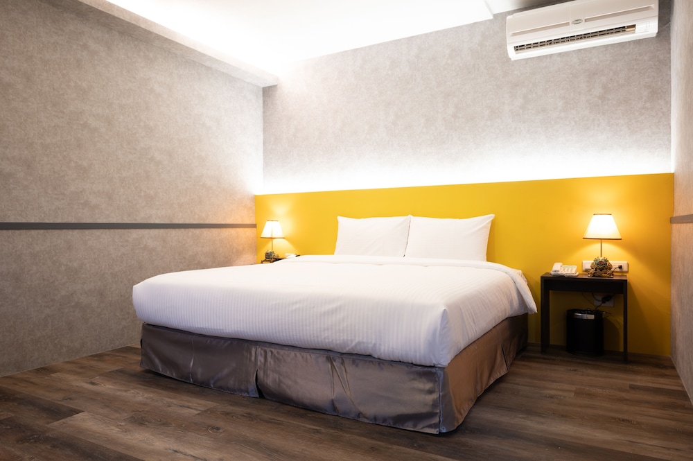 Yilan East Hotel view 5