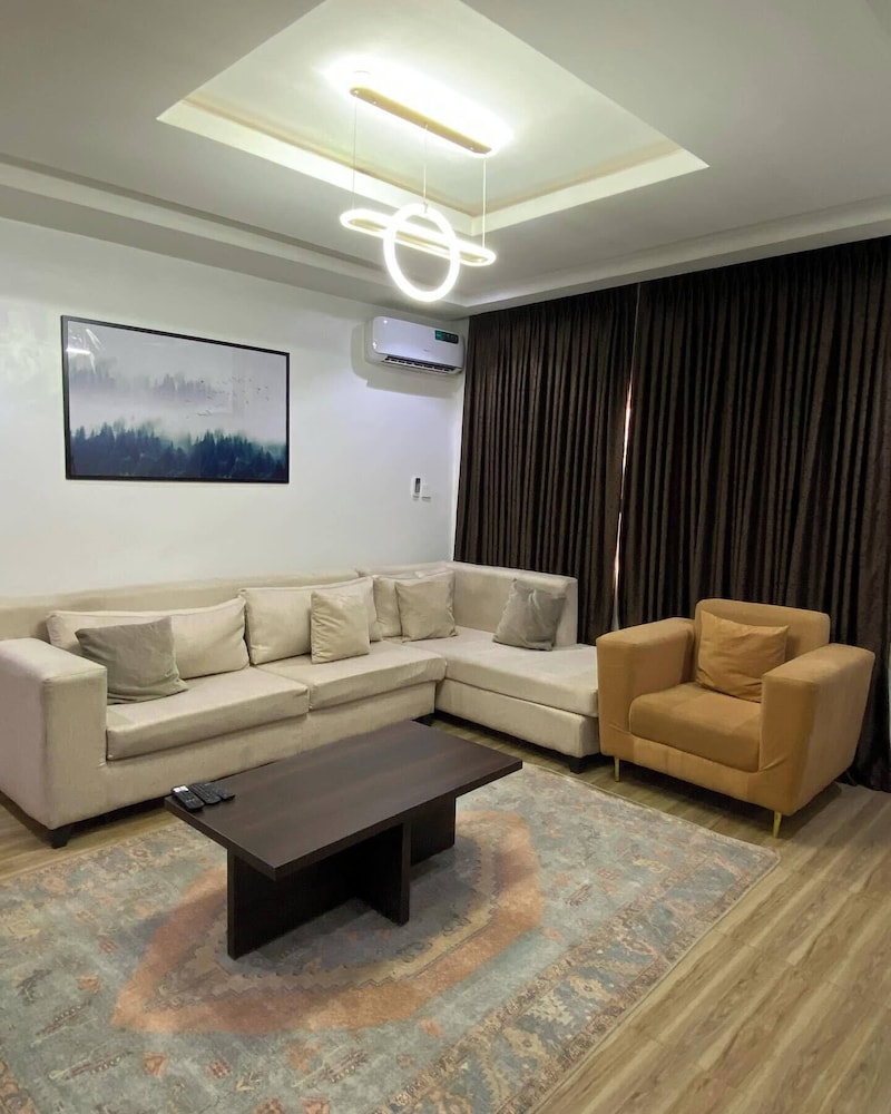 LV 21 APARTMENT