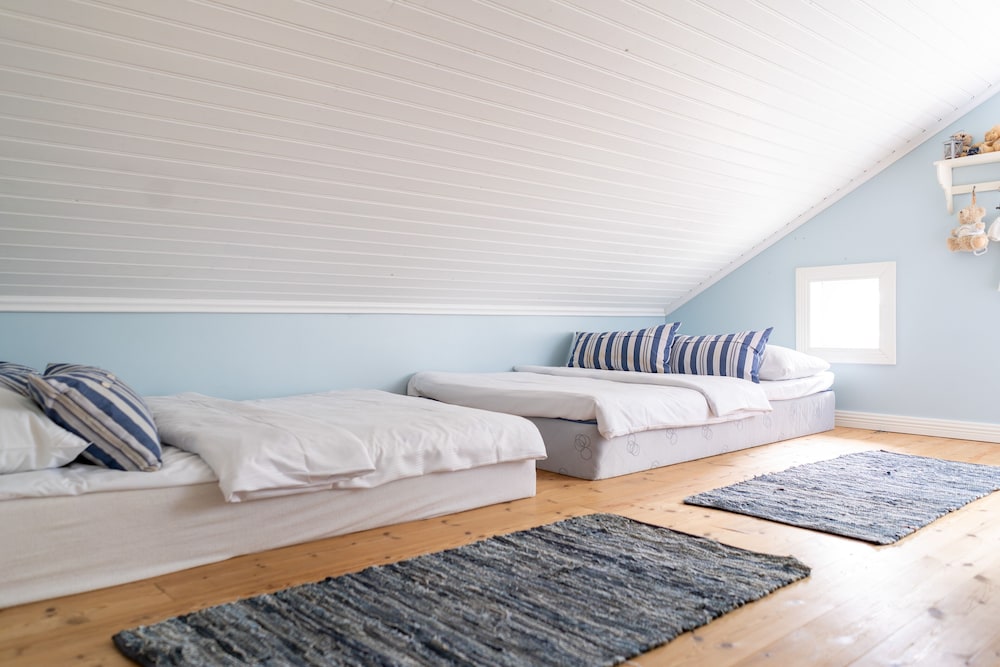 Gorgeous Villa Funkis Strömmen by Sea view 3