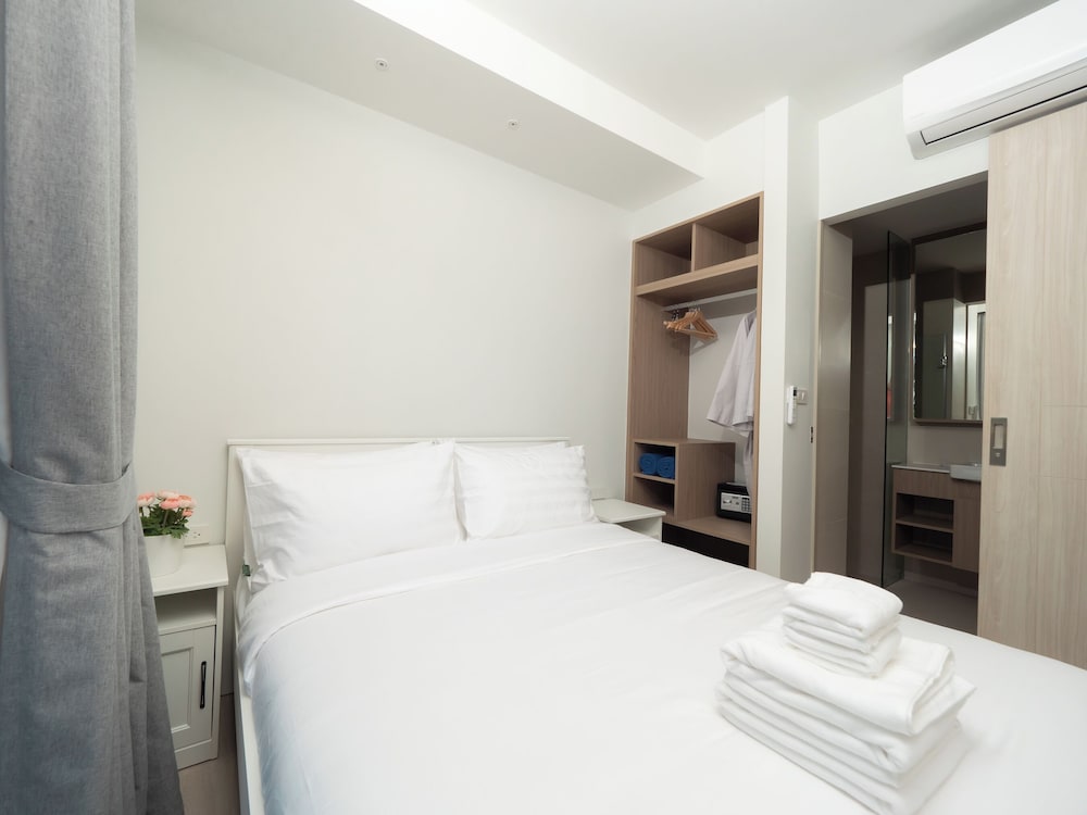 Laguna SkyPark new brand apartments