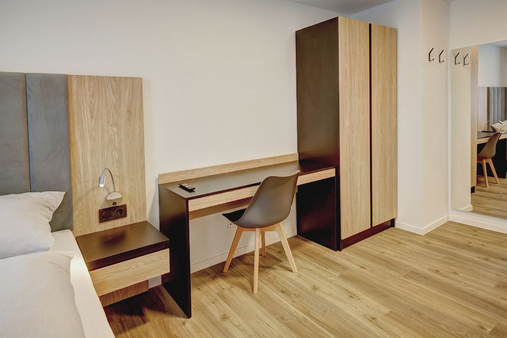 MK Apartments