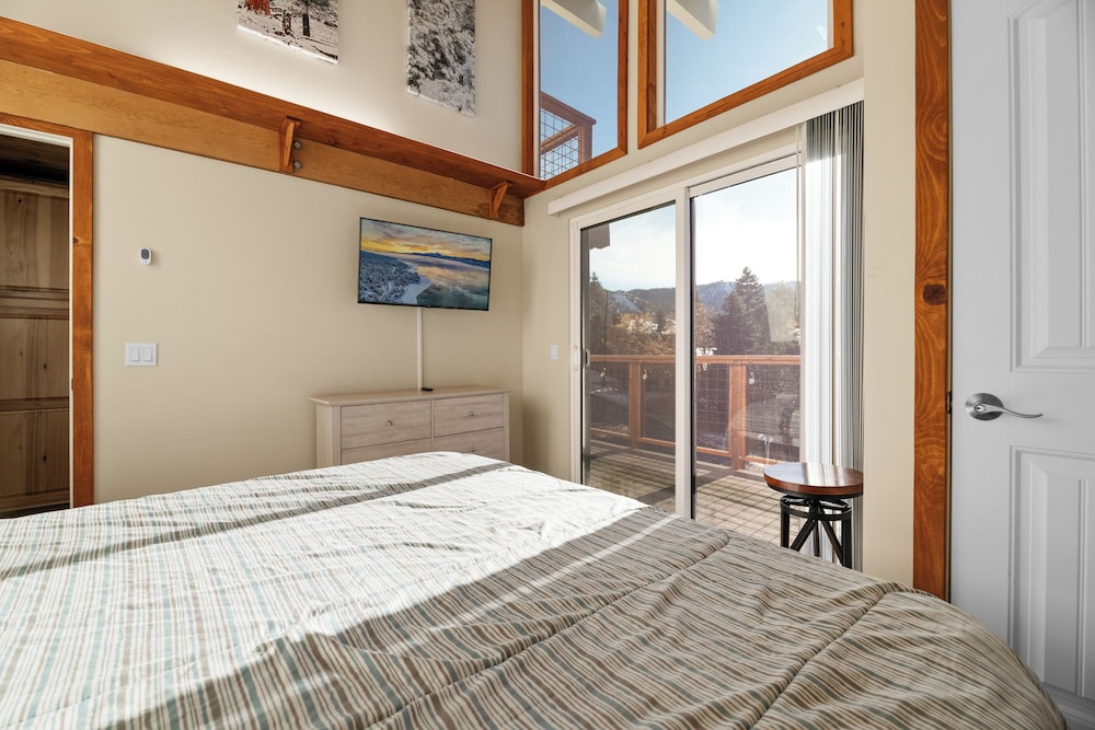 Moonridge Chalet