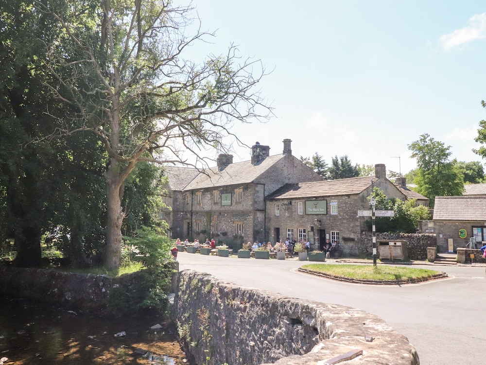 Tennant Cottage