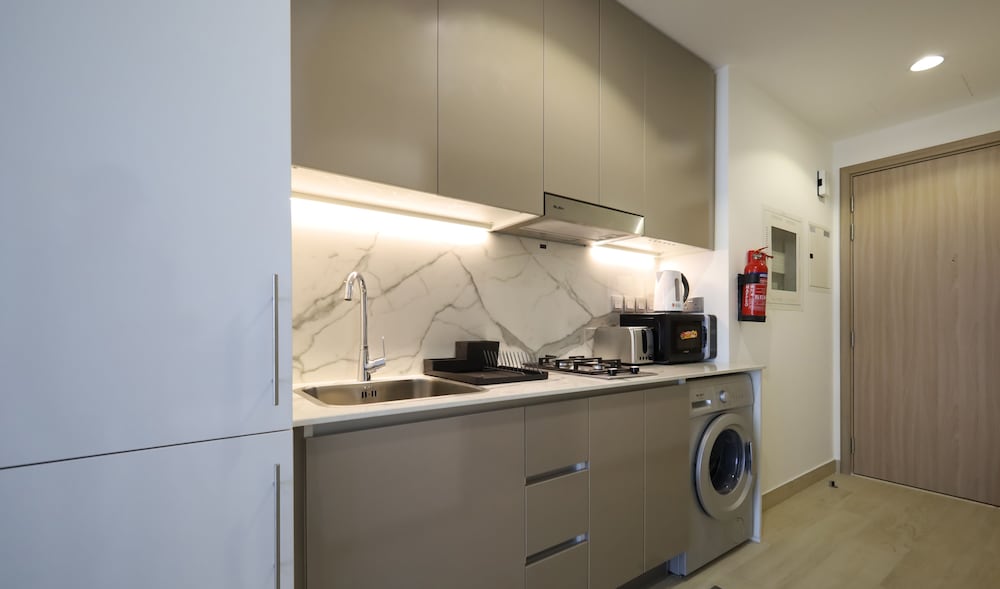 Modern Elegance Studio in Azizi Riviera