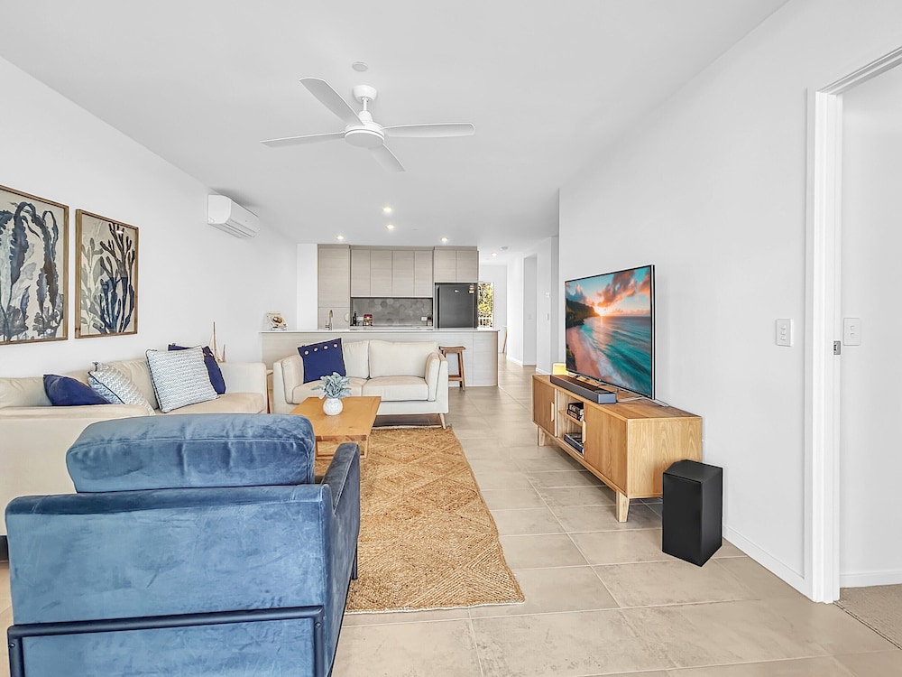 3-bed: Riverfront Alfresco Dining & Rooftop Pool
