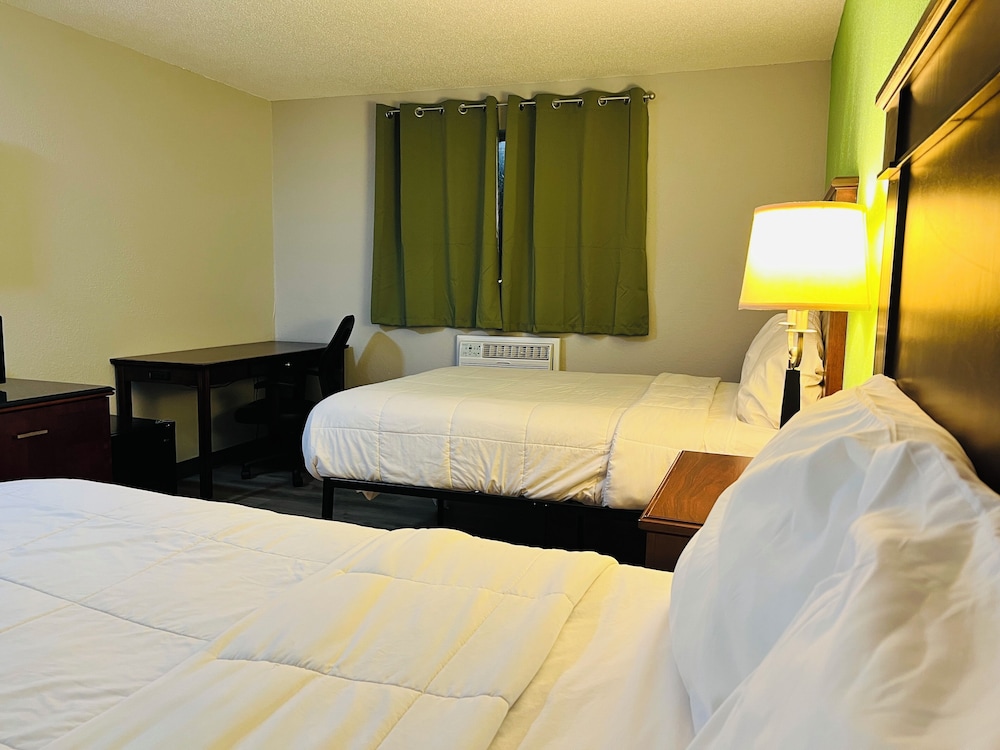 Super Inn by OYO Lansing MI