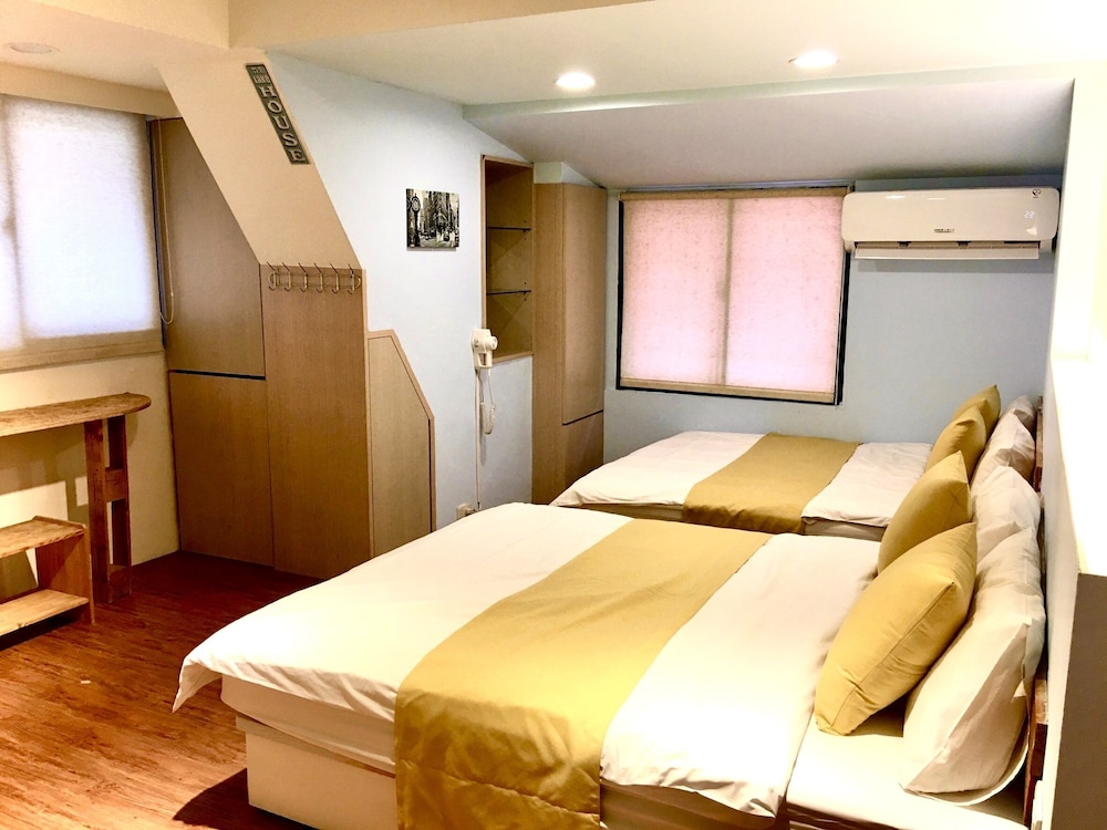 Super Star Hostel