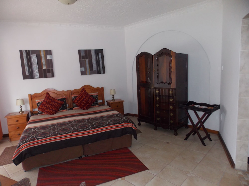 Bizafrika Guest Lodge & Conference Center view 4