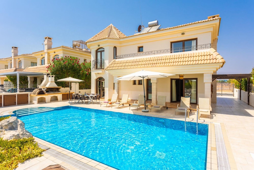 Villa Elysia in Paralimni