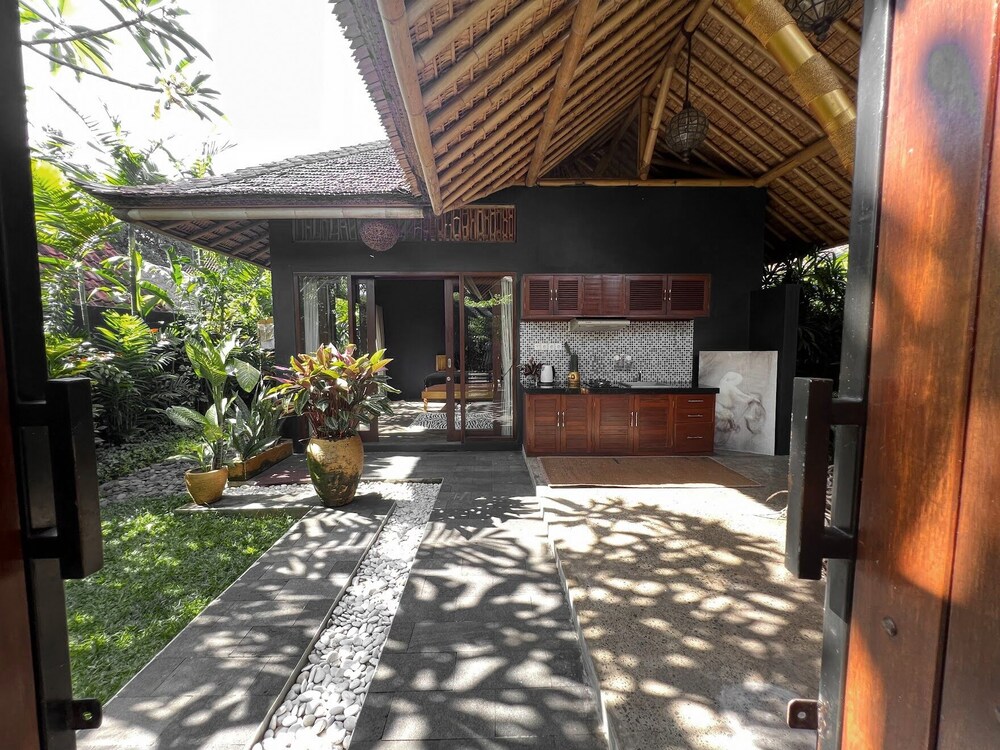Joyously Raw Villas