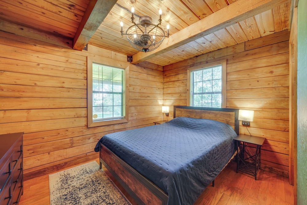 < 1 Mi to Casinos: Countryside Louisiana Getaway!