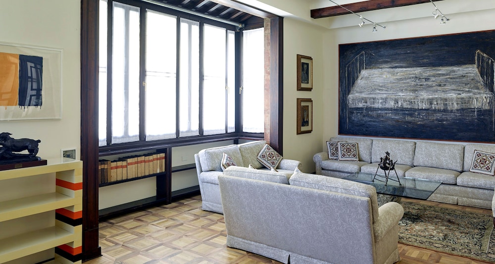 Casa Schirolli