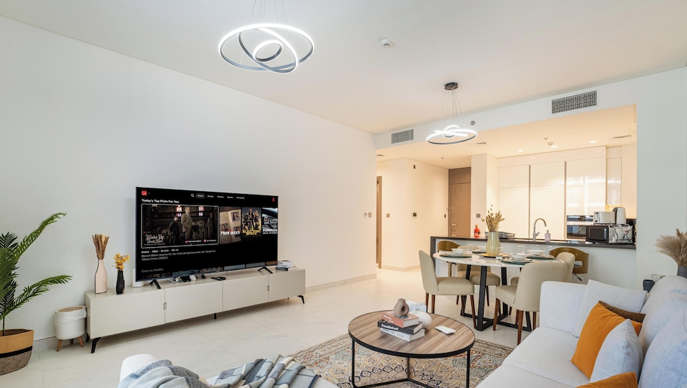 Manzil - 2BR w City View near Dubai Mall