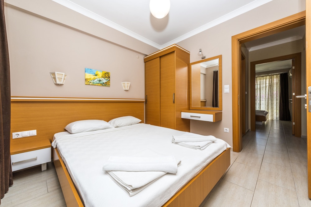 Diana Residence - Image 13