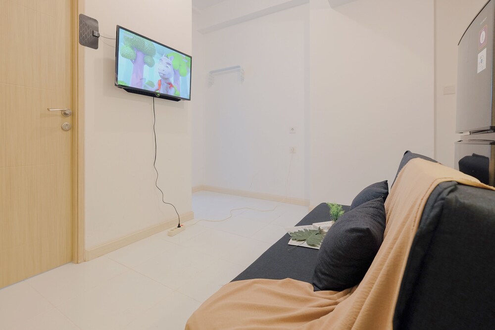 Spacious And Homey Corner 2Br Tokyo Riverside Pik 2 Apartment