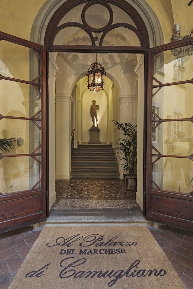 Al Palazzo del Marchese di Camugliano