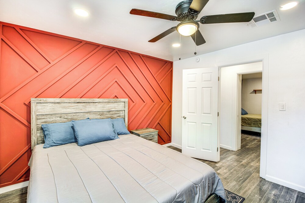 1 Mi to Dtwn Tucson: Home w/ Fenced-in Yard