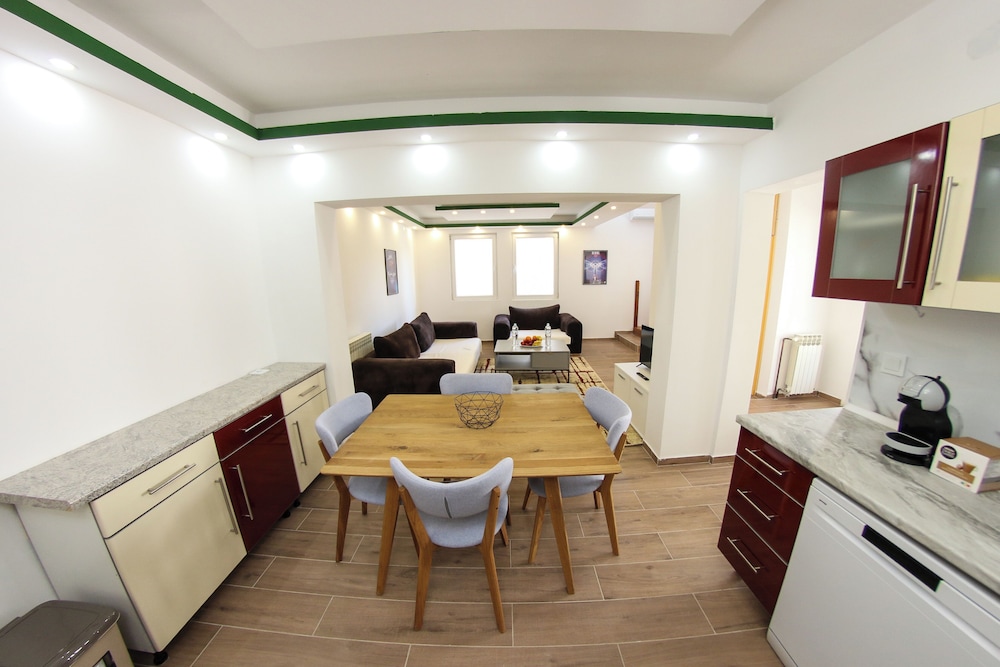 Apartment Villa Begić