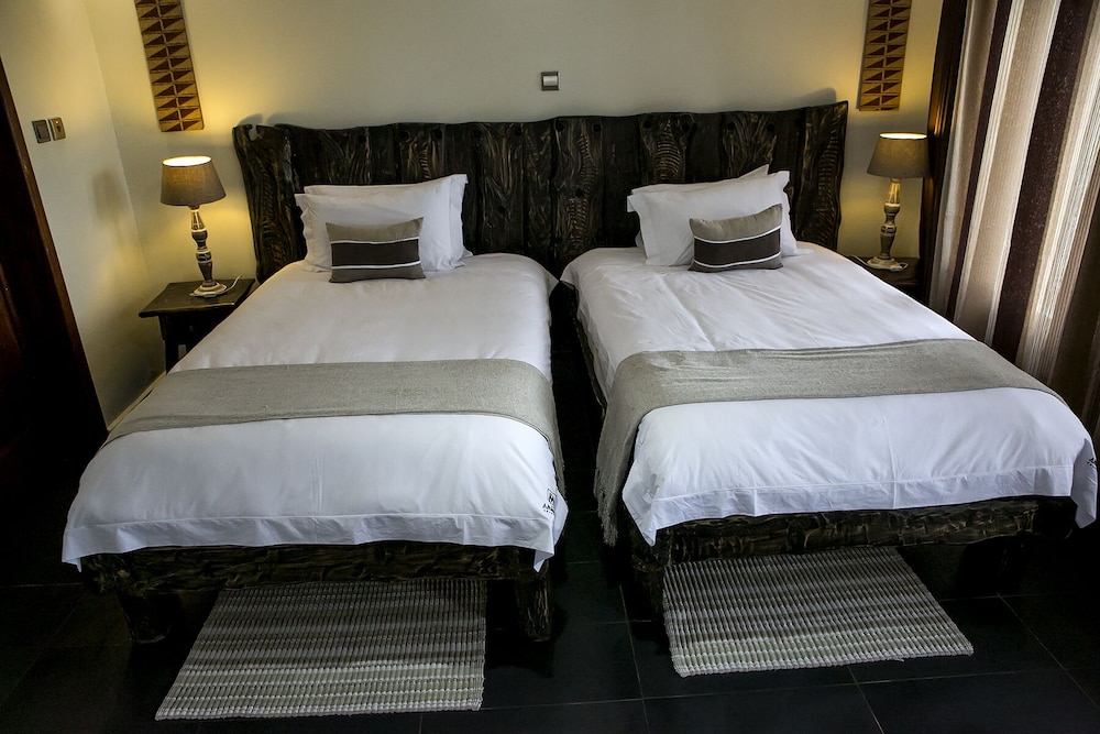Amakoro Songa Lodge view 5