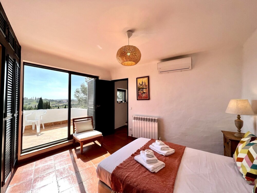 Portim O Bellevue Villa With Pool by Homing