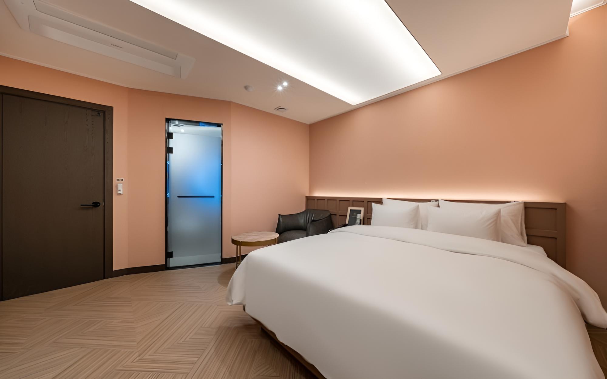 Uijeongbu Hotel Star view 3