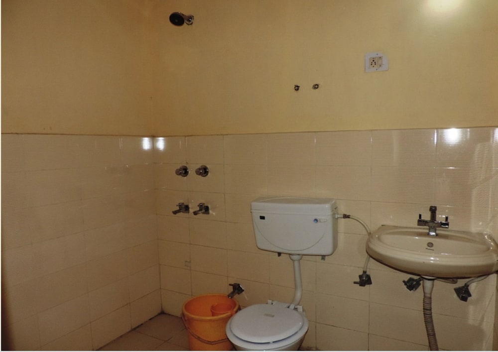 TIH A O Guest House & Home stay