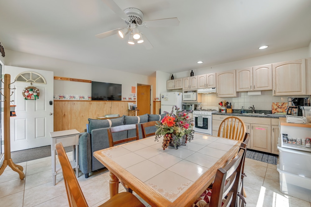 1 Mi to Hunter Mtn: Cozy Unit on 6-acre Property!