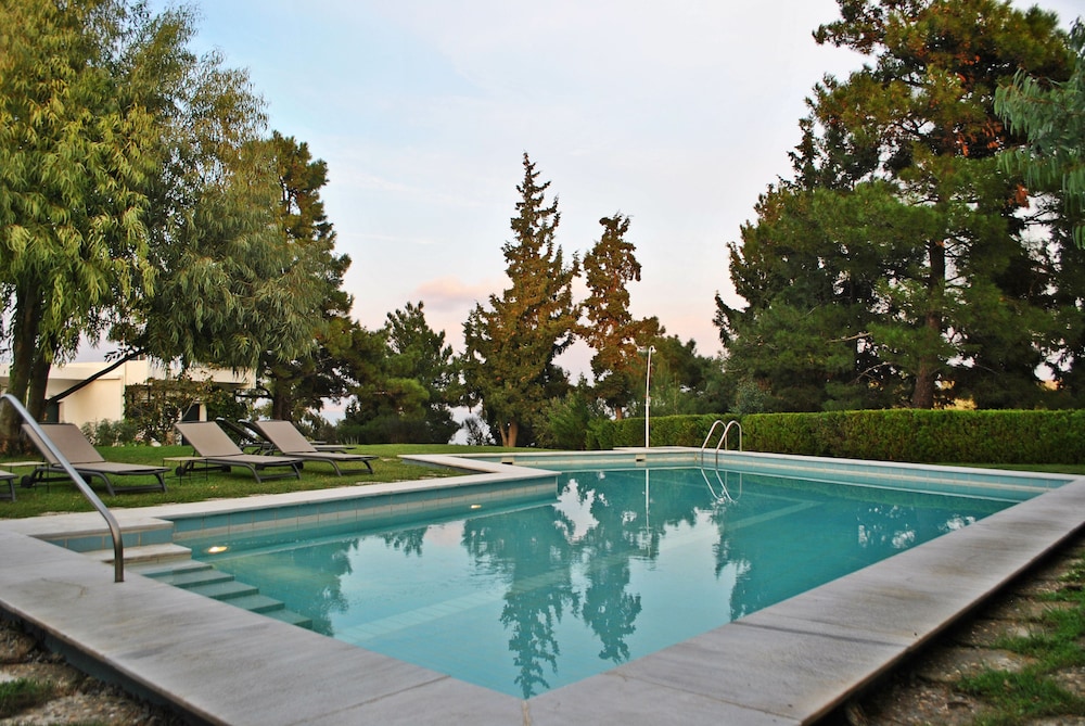 Angelbay Bungalows