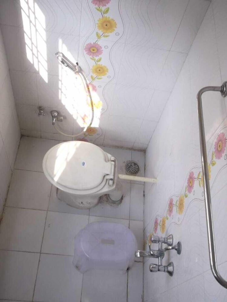 ANNAPURNA GUEST HOUSE