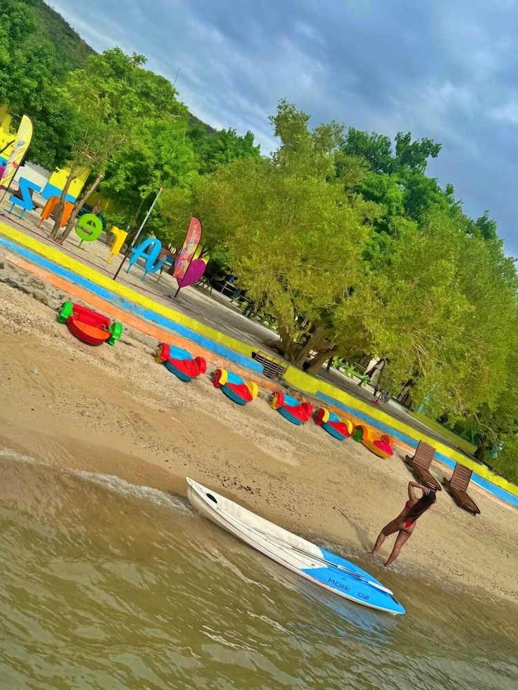 Arenzo Beach Resort Calatagan Batangas