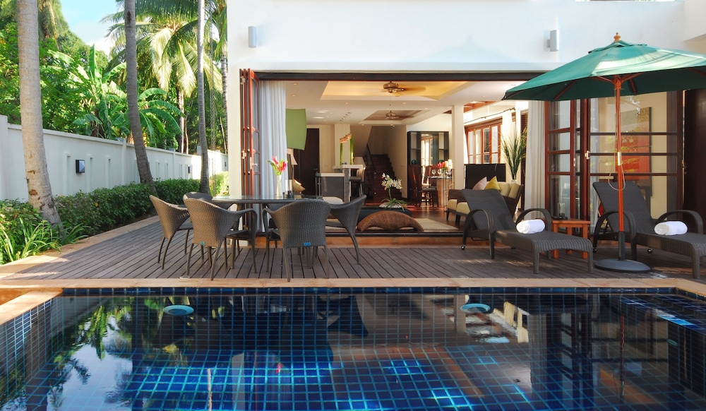 Lotus Samui