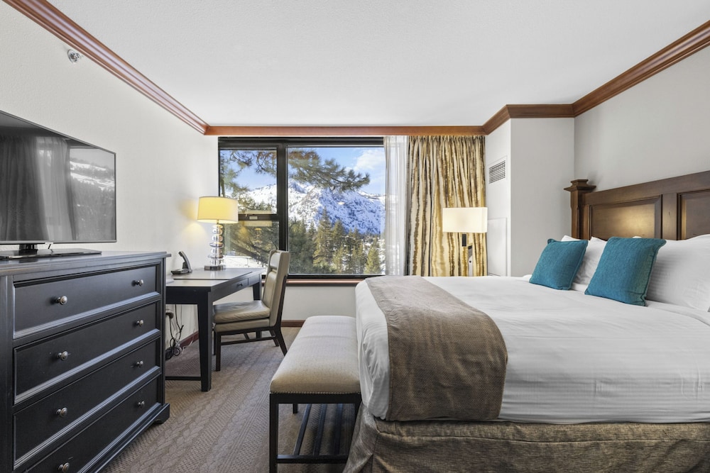 Valley View Condo w/ Resort Amenities