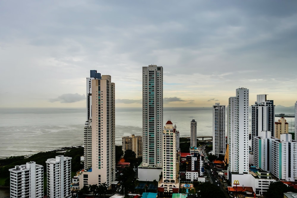 Best Condominium Ocean View view 4