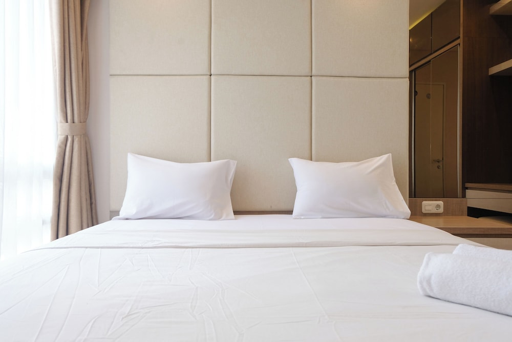 Modern Signature 2Br At Apartment Landmark Residence Bandung