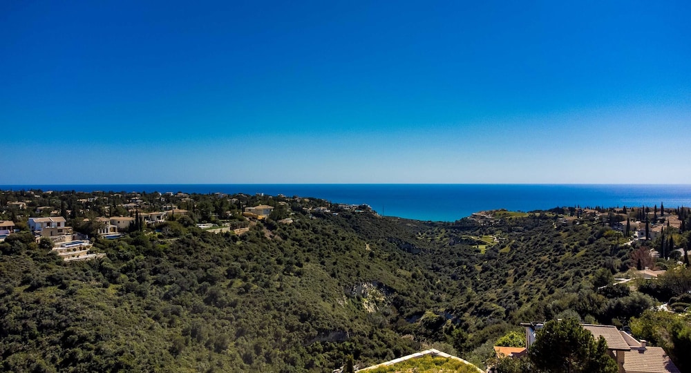 Villa Calantha 93 Aphrodite Hills